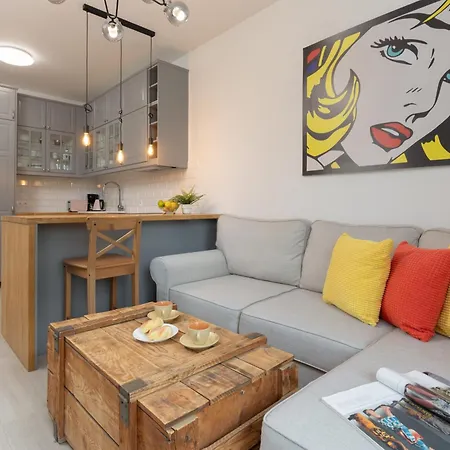 Zoliborz Artystyczny Apartment With Parking By Noclegi Renters Warszawa Eksteriør bilde