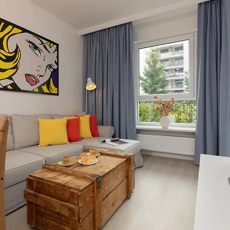 Zoliborz Artystyczny Apartment With Parking By Noclegi Renters Warszawa Eksteriør bilde
