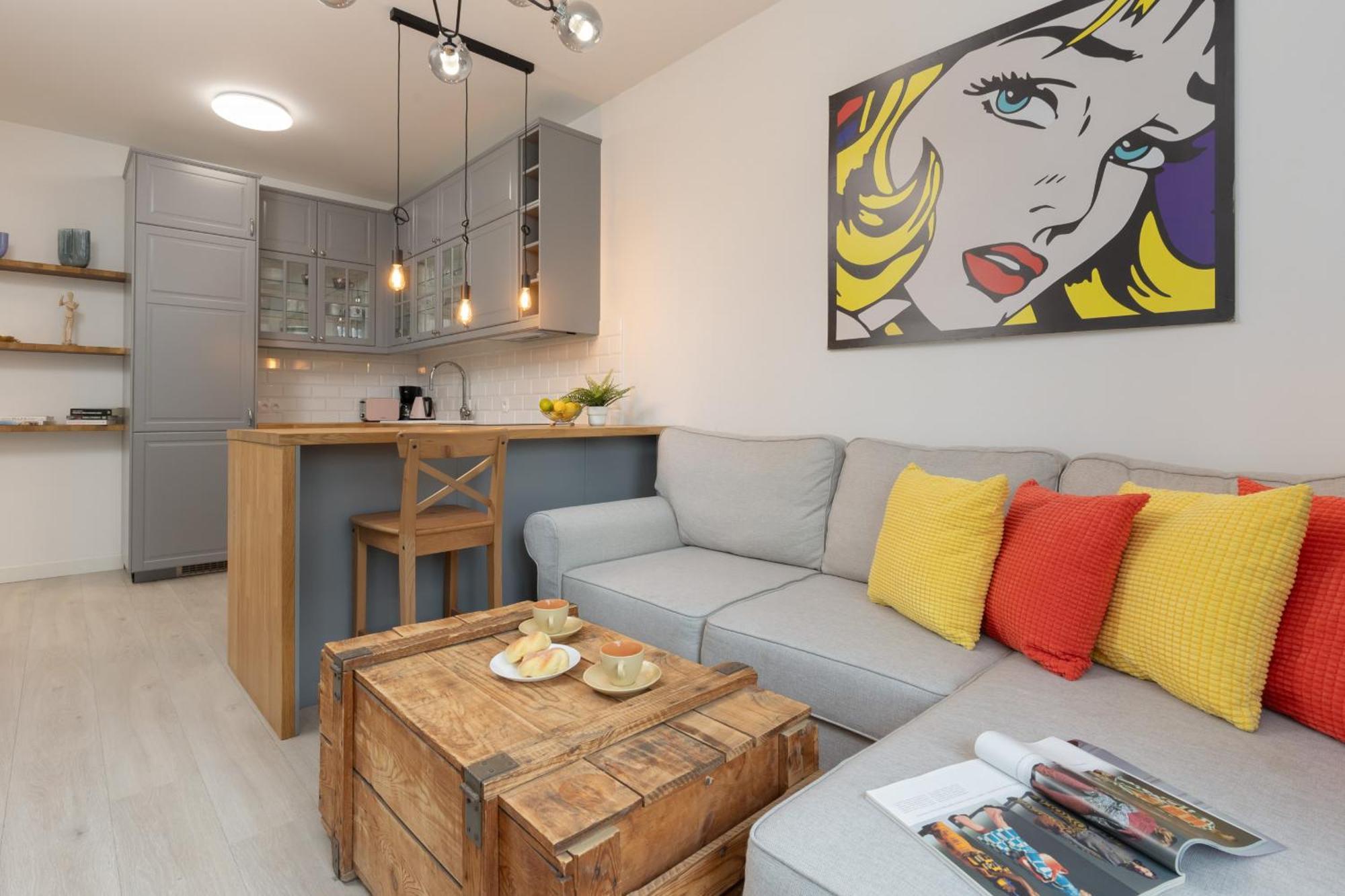 Apartment Zoliborz Artystyczny With Parking By Renters *